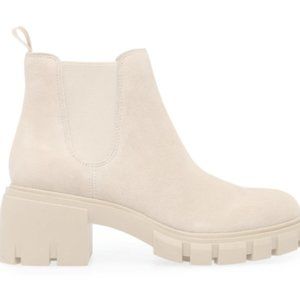 Steve Madden Howler Sand Suede boots